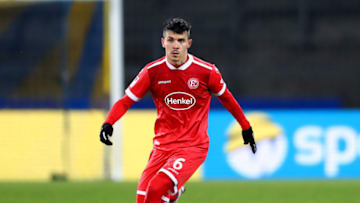 BRAUNSCHWEIG, GERMANY - JANUARY 11: Alfredo Morales of Düsseldorf runs wih the ball during the Second Bundesliga match between Eintracht Braunschweig and Fortuna Düsseldorf at Eintracht-Stadion on January 11, 2021 in Braunschweig, Germany. (Photo by Martin Rose/Getty Images)
