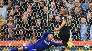 STOKE ON TRENT, ENGLAND - SEPTEMBER 10: Harry Kane of Tottenham Hotspur scores his sides first goal past Shay Given of Stoke City during the Premier League match between Stoke City and Tottenham Hotspur at Britannia Stadium on September 10, 2016 in Stoke on Trent, England. (Photo by Ross Kinnaird/Getty Images)