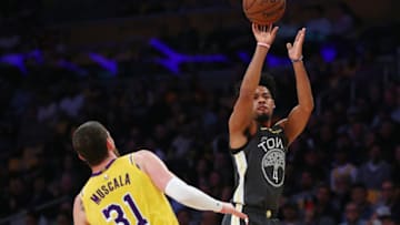LOS ANGELES, CALIFORNIA - APRIL 04: Quinn Cook #4 of the Golden State Warriors shoots the ball against Mike Muscala #31 of the Los Angeles Lakers during the first half at Staples Center on April 04, 2019 in Los Angeles, California. NOTE TO USER: User expressly acknowledges and agrees that, by downloading and or using this photograph, User is consenting to the terms and conditions of the Getty Images License Agreement. (Photo by Yong Teck Lim/Getty Images)