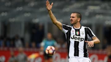 Leonardo Bonucci of Juventus FC gestures during the Serie A match between FC Internazionale and Juventus FC at Stadio Giuseppe Meazza on September 18, 2016 in Milan, Italy.