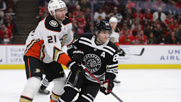 Patrick Kane #88 of the Chicago Blackhawks skates to the puck under pressure from David Backes #21 of the Anaheim Ducks (Photo by Jonathan Daniel/Getty Images)