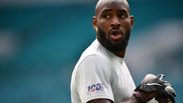 MIAMI, FLORIDA - NOVEMBER 03: Jamison Crowder #82 of the New York Jets warms up prior to the game against the Miami Dolphins at Hard Rock Stadium on November 03, 2019 in Miami, Florida. (Photo by Mark Brown/Getty Images)