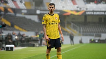 GUIMARAES, PORTUGAL - NOVEMBER 06: Dani Ceballos of Arsenal FC in action during the UEFA Europa League group F match between Vitoria Guimaraes and Arsenal FC at Estadio Dom Afonso Henriques on November 6, 2019 in Guimaraes, Portugal. (Photo by Octavio Passos/Getty Images)