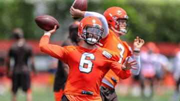 BEREA, OH - JUNE 13: Cleveland Browns quarterback Baker Mayfield (6) participates in drills during the Cleveland Browns Minicamp on June 13, 2018, at the Cleveland Browns Training Facility in Berea, Ohio. (Photo by Frank Jansky/Icon Sportswire via Getty Images)
