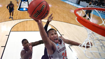SAN JOSE, CALIFORNIA - MARCH 24: Kerry Blackshear Jr. #24 of the Virginia Tech Hokies shoots in the first half against the Liberty Flames during the second round of the 2019 NCAA Men's Basketball Tournament at SAP Center on March 24, 2019 in San Jose, California. (Photo by Ezra Shaw/Getty Images)