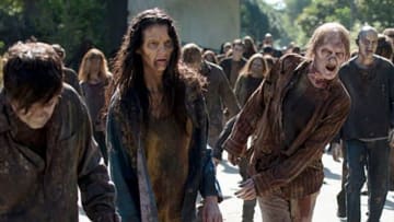 the-walking-dead-midseason-6-finale-walkers-161067