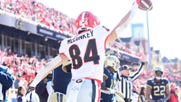 ATLANTA, GA - NOVEMBER 27: Ladd McConkey #84 of the Georgia Bulldogs celebrates after scoring a touchdown against the Georgia Tech Yellow Jackets during the second quarter at Bobby Dodd Stadium on November 27, 2021 in Atlanta, Georgia. (Photo by Adam Hagy/Getty Images)