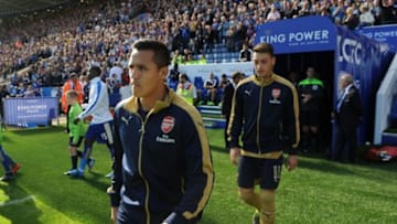 LEICESTER, ENGLAND - SEPTEMBER 26: (L-R) Alexis Sanchez and Mesut Ozil of Arsenal before during the Barclays Premier League match between Leicester City and Arsenal on September 26, 2015 in Leicester, United Kingdom. (Photo by Stuart MacFarlane/Arsenal FC via Getty Images)