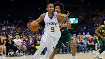 LEXINGTON, KY - AUGUST 06: Rashard Lewis #9 of the 3 Headed Monsters drives past Josh Childress #7 of the Ball Hogs during week seven of the BIG3 three on three basketball league at Rupp Arena on August 6, 2017 in Lexington, Kentucky. (Photo by Kevin C. Cox/Getty Images)