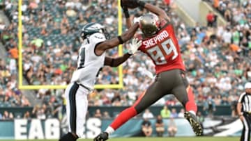 Aug 11, 2016; Philadelphia, PA, USA; Tampa Bay Buccaneers wide receiver Russell Shepard (89) catches a 26-yard touchdown pass against Philadelphia Eagles defensive back Leodis McKelvin (21) during the first quarter at Lincoln Financial Field. Mandatory Credit: Eric Hartline-USA TODAY Sports