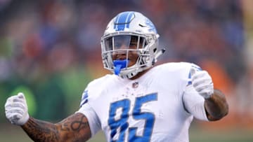 CINCINNATI, OH - DECEMBER 24: Eric Ebron #85 of the Detroit Lions celebrates against the Cincinnati Bengals during the second half at Paul Brown Stadium on December 24, 2017 in Cincinnati, Ohio. (Photo by Joe Robbins/Getty Images)