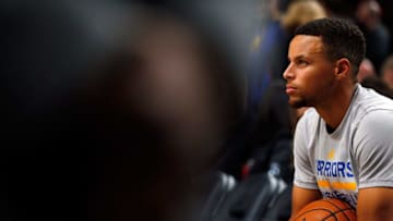 PORTLAND, OR - NOVEMBER 01: Stephen Curry