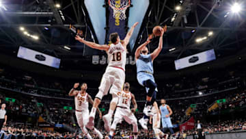 CLEVELAND, OH - FEBRUARY 23: Chandler Parsons #25 of the Memphis Grizzlies shoots the ball against the Cleveland Cavaliers on February 23, 2019 at Quicken Loans Arena in Cleveland, Ohio. NOTE TO USER: User expressly acknowledges and agrees that, by downloading and/or using this Photograph, user is consenting to the terms and conditions of the Getty Images License Agreement. Mandatory Copyright Notice: Copyright 2019 NBAE (Photo by David Liam Kyle/NBAE via Getty Images)