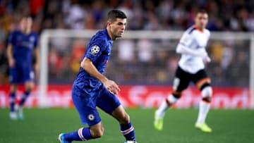 VALENCIA, SPAIN - NOVEMBER 27: Christian Pulisic of Chelsea runs with the ball during the UEFA Champions League group H match between Valencia CF and Chelsea FC at Estadio Mestalla on November 27, 2019 in Valencia, Spain. (Photo by Manuel Queimadelos Alonso/Getty Images)