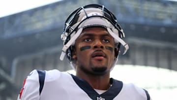 INDIANAPOLIS, IN - SEPTEMBER 30: Deshaun Watson #4 of the Houston Texans before the game against the Indianapolis Colts at Lucas Oil Stadium on September 30, 2018 in Indianapolis, Indiana. (Photo by Bobby Ellis/Getty Images)