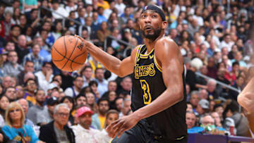 LOS ANGELES, CA - FEBRUARY 8: Corey Brewer #3 of the Los Angeles Lakers handles the ball against the Oklahoma City Thunder on February 8, 2018 at STAPLES Center in Los Angeles, California. NOTE TO USER: User expressly acknowledges and agrees that, by downloading and/or using this Photograph, user is consenting to the terms and conditions of the Getty Images License Agreement. Mandatory Copyright Notice: Copyright 2018 NBAE (Photo by Andrew D. Bernstein/NBAE via Getty Images)