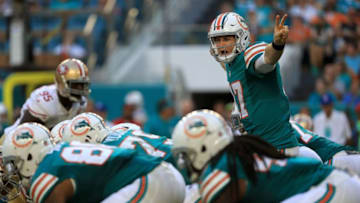 MIAMI GARDENS, FL - NOVEMBER 27: Ryan Tannehill #17 of the Miami Dolphins calls a play during a game against the San Francisco 49ers on November 27, 2016 in Miami Gardens, Florida. (Photo by Mike Ehrmann/Getty Images)