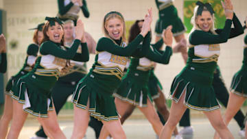 Senior Year. (Featured) Angourie Rice as young Stephanie Conway in Senior Year. Cr. Boris Martin/Netflix © 2022
