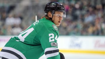 DALLAS, TX - SEPTEMBER 25: Dallas Stars left wing Roope Hintz (24) eyes the puck during the NHL game between the Colorado Avalanche and the Dallas Stars on September 25, 2017 at American Airlines Center in Dallas, TX. (Photo by George Walker/Icon Sportswire via Getty Images)