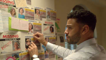ALERT: MISSING PERSONS UNIT: Ryan Broussard in the “Chloe” season premiere episode of ALERT: MISSING PERSONS UNIT airing Sunday, Jan. 8 following the NFL on FOX; series makes time period premiere on Monday, Jan. 9 (9:00-10:00 PM ET/PT) on FOX. ©2022 Fox Media LLC. CR: Shane Mahood/FOX