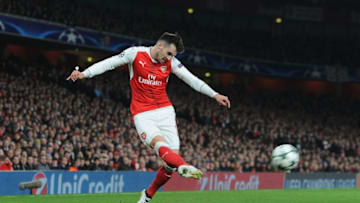 LONDON, ENGLAND - NOVEMBER 23: Carl Jenkinson of Arsenal during the UEFA Champions League match between Arsenal FC and Paris Saint-Germain at Emirates Stadium on November 23, 2016 in London, England. (Photo by David Price/Arsenal FC via Getty Images)
