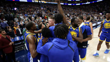 SALT LAKE CITY, UT - OCTOBER 19: The Golden State Warriors celebrate the game-winning shot by Jonas Jerebko #21 of the Golden State Warriors during a game against the Utah Jazz on October 19, 2018 at Vivint Smart Home Arena in Salt Lake City, Utah. NOTE TO USER: User expressly acknowledges and agrees that, by downloading and/or using this Photograph, user is consenting to the terms and conditions of the Getty Images License Agreement. Mandatory Copyright Notice: Copyright 2018 NBAE (Photo by Melissa Majchrzak/NBAE via Getty Images)