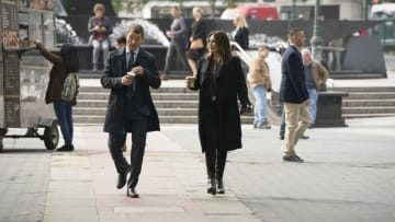 LAW & ORDER: SPECIAL VICTIMS UNIT -- "Hell's Kitchen" Episode 2008 -- Pictured: (l-r) Philip Winchester as Peter Stone, Mariska Hargitay as Lieutenant Olivia Benson -- (Photo by: Virgina Sherwood/NBC)
