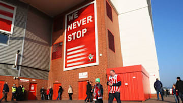 SOUTHAMPTON, ENGLAND - JANUARY 22: Fans walk outside the stadium prior to the Premier League match between Southampton and Leicester City at St Mary's Stadium on January 22, 2017 in Southampton, England. (Photo by Michael Steele/Getty Images)