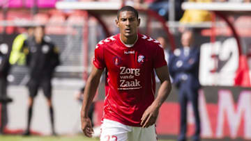 Sebastien Haller of FC Utrecht during the Dutch Eredivisie match between FC Utrecht and AZ at the Galgenwaard stadium on august 21, 2016 in Utrecht, the Netherlands(Photo by VI Images via Getty Images)