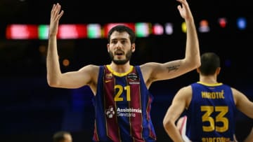 FC Barcelona's Alex Abrines (Photo by INA FASSBENDER/AFP via Getty Images)