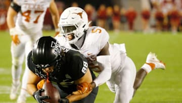 Iowa State Cyclones tight end Charlie Kolar (88) makes a catch as the Longhorns take on the Cyclones in Ames, Saturday, Nov. 6, 2021.V6v4667 Jpg
