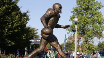 CHICAGO, ILLINOIS - SEPTEMBER 05: A recently unveiled statue of former Chicago Bears player Walter Payton resides outside Soldier Field on September 05, 2019 in Chicago, Illinois. (Photo by Nuccio DiNuzzo/Getty Images)