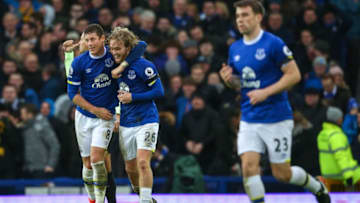 LIVERPOOL, ENGLAND - JANUARY 15: Tom Davies of Everton celebrates after scoring a goal to make it 3-0 during the Premier League match between Everton and Manchester City at Goodison Park on January 15, 2017 in Liverpool, England. (Photo by Robbie Jay Barratt - AMA/Getty Images)