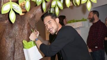 BEVERLY HILLS, CA - JANUARY 06: Raymond Lee attends the HBO LUXURY LOUNGE presented by ANCESTRY on January 6, 2018 in Beverly Hills, California. (Photo by Rachel Murray/Getty Images for Mediaplacement)