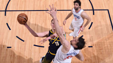 DENVER, CO - FEBRUARY 27: Nikola Jokic #15 of the Denver Nuggets shoots the ball against the LA Clippers on February 27, 2018 at the Pepsi Center in Denver, Colorado. NOTE TO USER: User expressly acknowledges and agrees that, by downloading and/or using this Photograph, user is consenting to the terms and conditions of the Getty Images License Agreement. Mandatory Copyright Notice: Copyright 2018 NBAE (Photo by Garrett Ellwood/NBAE via Getty Images)