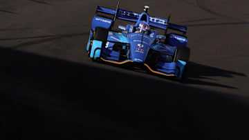 AVONDALE, AZ - APRIL 28: Scott Dixon of New Zealand, driver of the #9 Chip Ganassi Racing Honda drives during practice for the Desert Diamond West Valley Phoenix Grand Prix at Phoenix International Raceway on April 28, 2017 in Avondale, Arizona. (Photo by Christian Petersen/Getty Images)