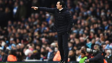 MANCHESTER, ENGLAND - FEBRUARY 03: Unai Emery, Manager of Arsenal points during the Premier League match between Manchester City and Arsenal FC at Etihad Stadium on February 3, 2019 in Manchester, United Kingdom. (Photo by Stu Forster/Getty Images)
