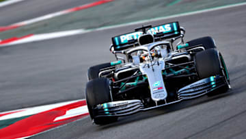 MONTMELO, SPAIN - FEBRUARY 19: Lewis Hamilton of Great Britain driving the (44) Mercedes AMG Petronas F1 Team Mercedes W10 on track during day two of F1 Winter Testing at Circuit de Catalunya on February 19, 2019 in Montmelo, Spain. (Photo by Dan Istitene/Getty Images)