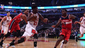 Nov 12, 2016; Chicago, IL, USA; Chicago Bulls forward Jimmy Butler (21) moves the ball against Washington Wizards guard Sheldon McClellan (9) during the first half at the United Center. Mandatory Credit: Mike DiNovo-USA TODAY Sports
