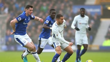 LIVERPOOL, ENGLAND - DECEMBER 23: Eden Hazard of Chelsea is challenged by Michael Keane of Everton during the Premier League match between Everton and Chelsea at Goodison Park on December 23, 2017 in Liverpool, England. (Photo by Jan Kruger/Getty Images)