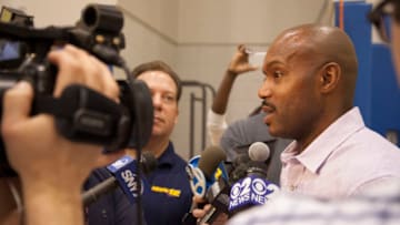 Tim Hardaway Sr. speaks to the media as the New York Knicks introduce draft pick Tim Hardaway, Jr. at a press conference (Photo by Jeyhoun Allebaugh/NBAE via Getty Images)