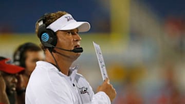 BOCA RATON, FL - SEPTEMBER 1: Head coach Lane Kiffin of the Florida Atlantic Owls looks on during 4th quarter action against the Navy Midshipmen on September 1, 2017 at FAU Stadium in Boca Raton, Florida. (Photo by Joel Auerbach/Getty Images)