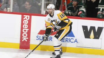 ST. PAUL, MN - NOVEMBER 25: Eric Fehr #16 of the Pittsburgh Penguins handles the puck against the Minnesota Wild during the game on November 25, 2016 at the Xcel Energy Center in St. Paul, Minnesota. (Photo by Bruce Kluckhohn/NHLI via Getty Images)