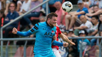 (L-R) Vincent Janssen of AZ Alkmaar, Rico Strieder of FC Utrecht during the Dutch Eredivisie match between FC Utrecht and AZ Alkmaar at the Galgenwaard Stadium on May 08, 2016 in Utrecht, The Netherlands(Photo by VI Images via Getty Images)