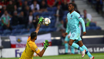 PORTO, PORTUGAL - JUNE 09: Rui Patricio of Portugal saves from Georginio Wijnaldum of the Netherlands during the UEFA Nations League Final between Portugal and the Netherlands at Estadio do Dragao on June 09, 2019 in Porto, Portugal. (Photo by Dean Mouhtaropoulos/Getty Images)