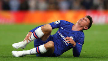 LONDON, ENGLAND - SEPTEMBER 17: Mason Mount of Chelsea is injured during the UEFA Champions League group H match between Chelsea FC and Valencia CF at Stamford Bridge on September 17, 2019 in London, United Kingdom. (Photo by Richard Heathcote/Getty Images)