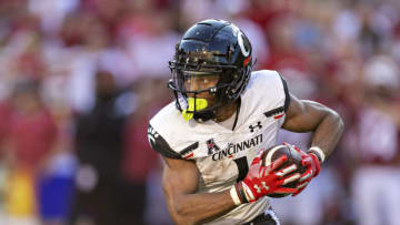 Cincinnati Bearcats wide receiver Tre Tucker during game against the Arkansas Razorbacks.
