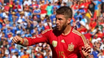 Jun 7, 2014; Landover, MD, USA; Spain defender Sergio Ramos (15) kicks the ball against El Salvador at FedEx Field. Mandatory Credit: Geoff Burke-USA TODAY Sports