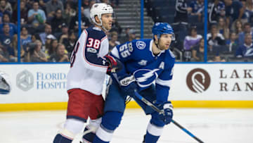 TAMPA, FL - NOVEMBER 4: The Tampa Bay Lightning skates against the Columbus Blue Jackets at Amalie Arena on November 4, 2017 in Tampa, Florida. (Photo by Scott Audette/NHLI via Getty Images)"n