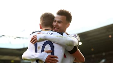 LONDON, ENGLAND - JANUARY 14: Harry Kane of Tottenham Hotspur (L) celebrates scoring his sides fourth goal with Dele Alli of Tottenham Hotspur (R) during the Premier League match between Tottenham Hotspur and West Bromwich Albion at White Hart Lane on January 14, 2017 in London, England. (Photo by Clive Rose/Getty Images)